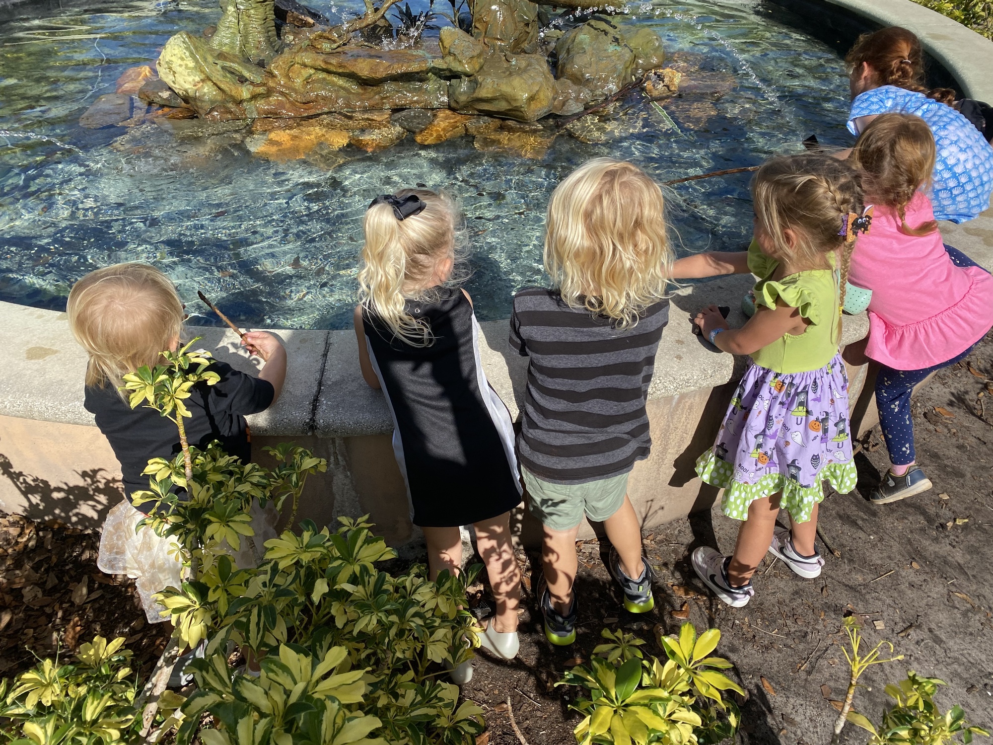 Kids at the Delaney Park fountain, Orlando